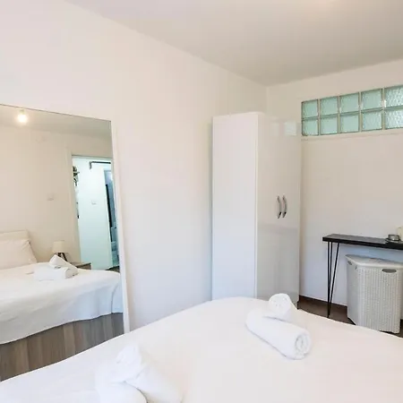 2br W/ac + Kitchen In Sisli Isztambul