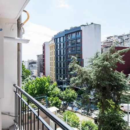 Apartman 2br W/ac + Kitchen In Sisli Isztambul