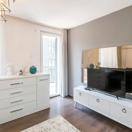Apartman 2br W/ac + Kitchen In Sisli Isztambul