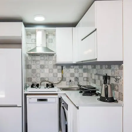 Apartman 2br W/ac + Kitchen In Sisli Isztambul